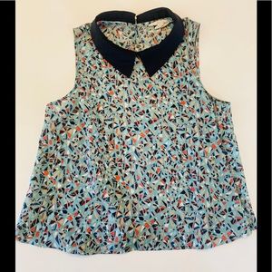 BCBG Sleeveless blouse with Peter Pan Collar